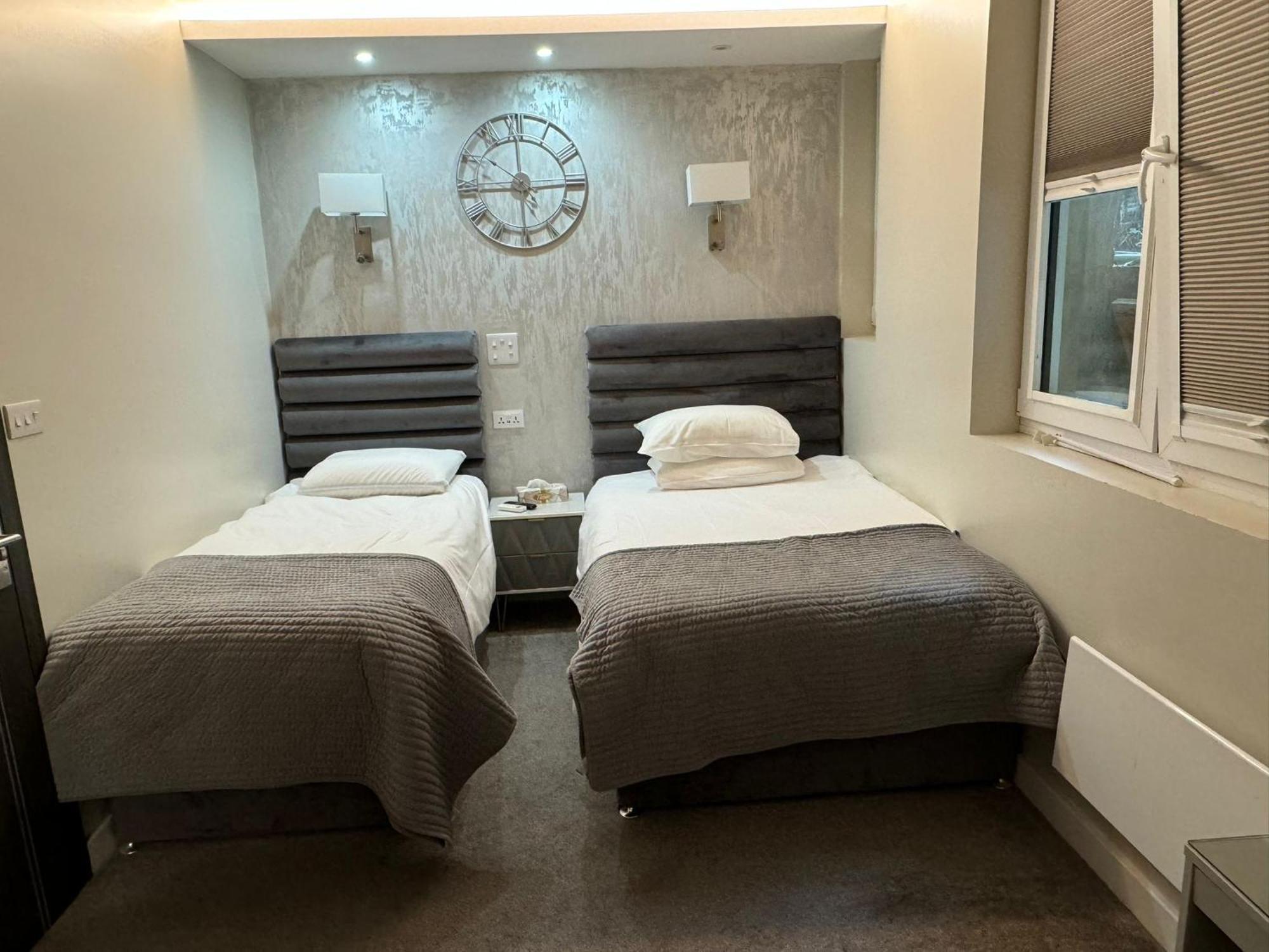 Park Avenue Hotel Londra